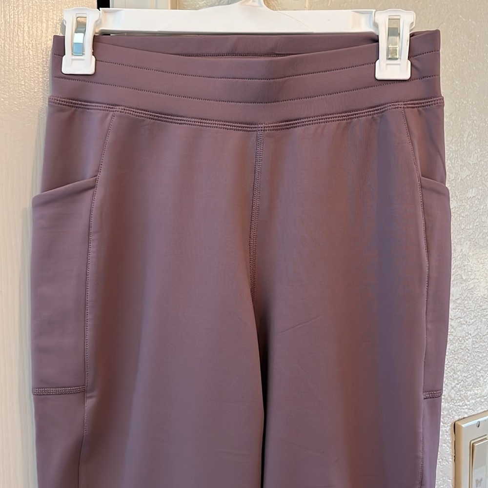 NWT Fabletics pants. - Picture 2 of 6